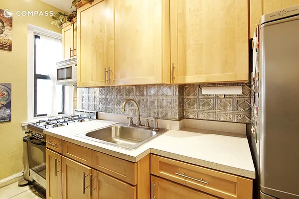 Sold by Compass | media 2