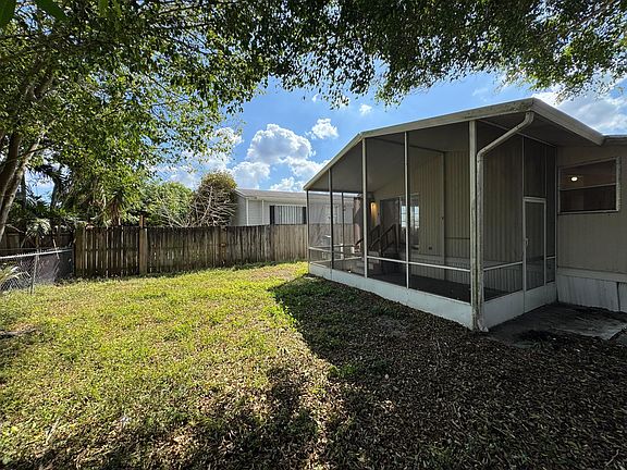 5th image of 11887 Anchorage Way