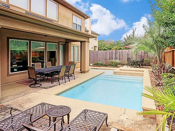 2nd image of 11214 Royal Chateau Ln