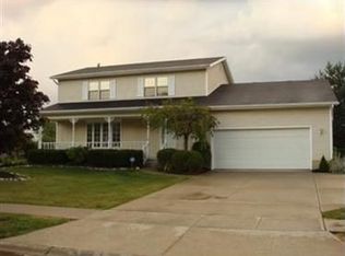 1275 Meadowview Ln, Amherst, OH 44001