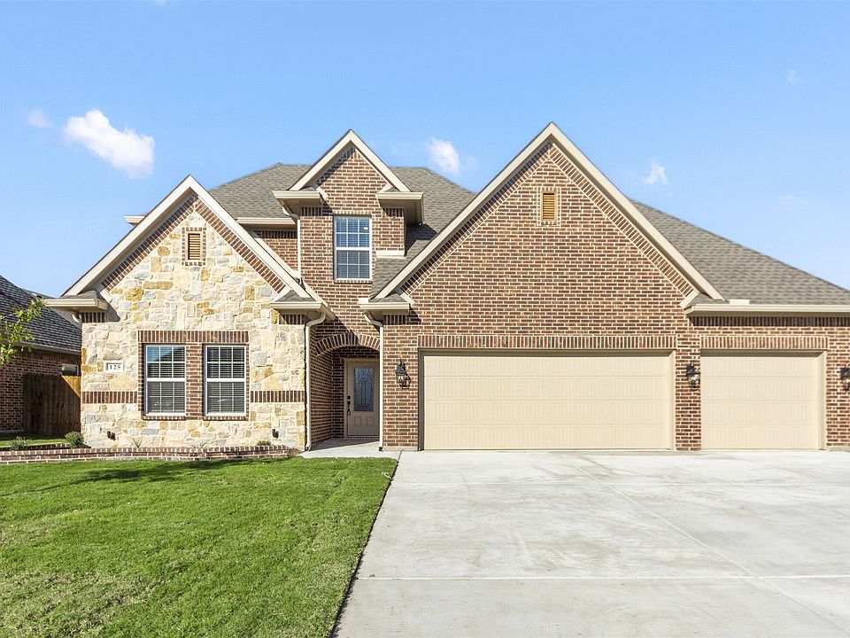 1st image of 125 Brent Ln