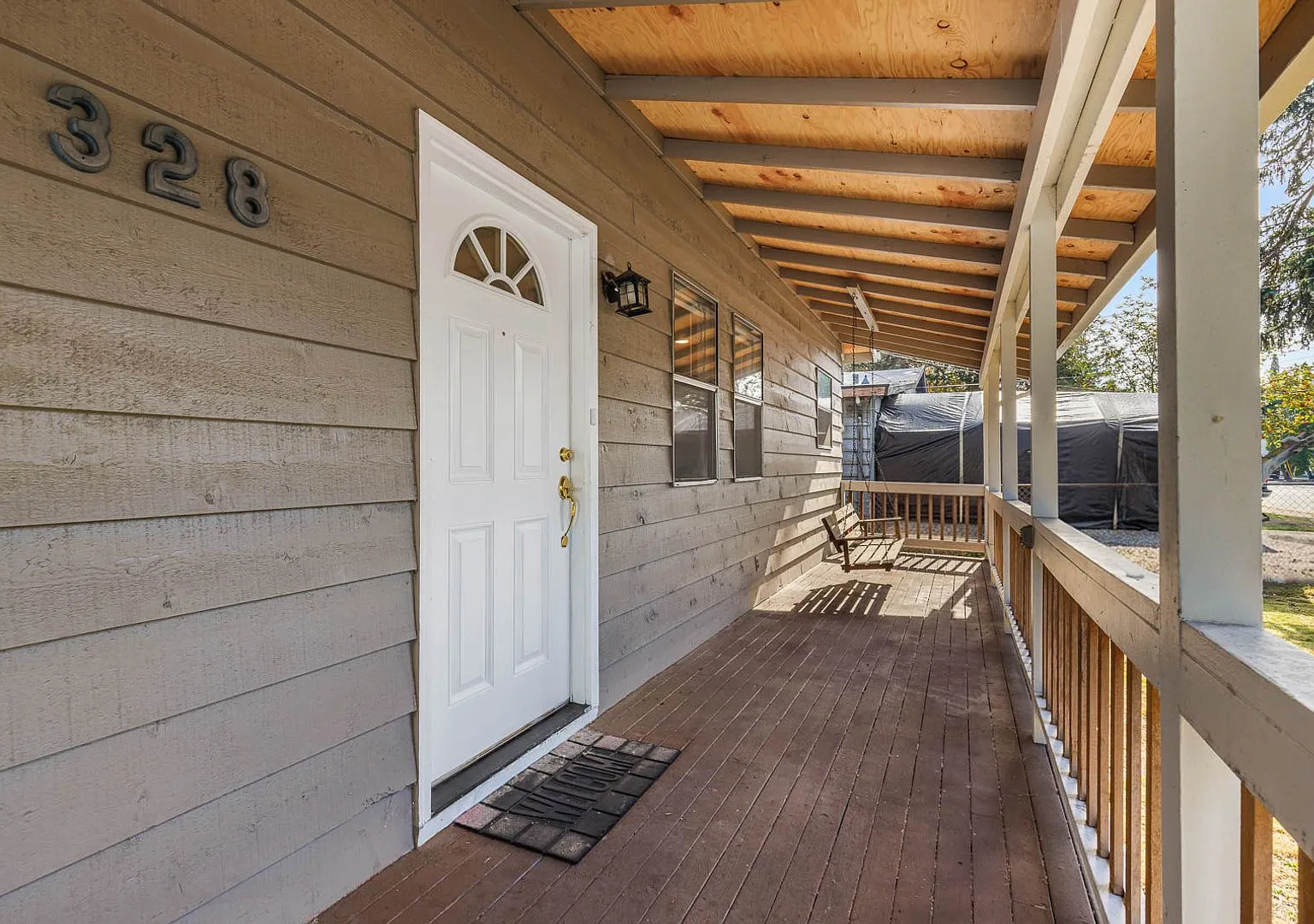 Charming 3 Bedroom Rambler in North Bend with Mountain Views & Inviting Outdoor Space — Photo 4