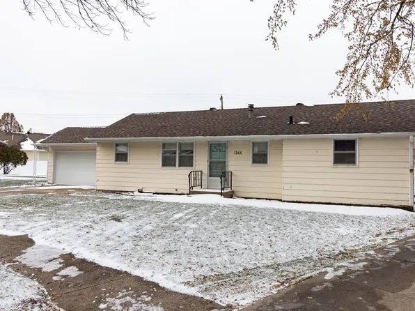 1344 Hillcrest Ct, Fergus Falls, MN 56537