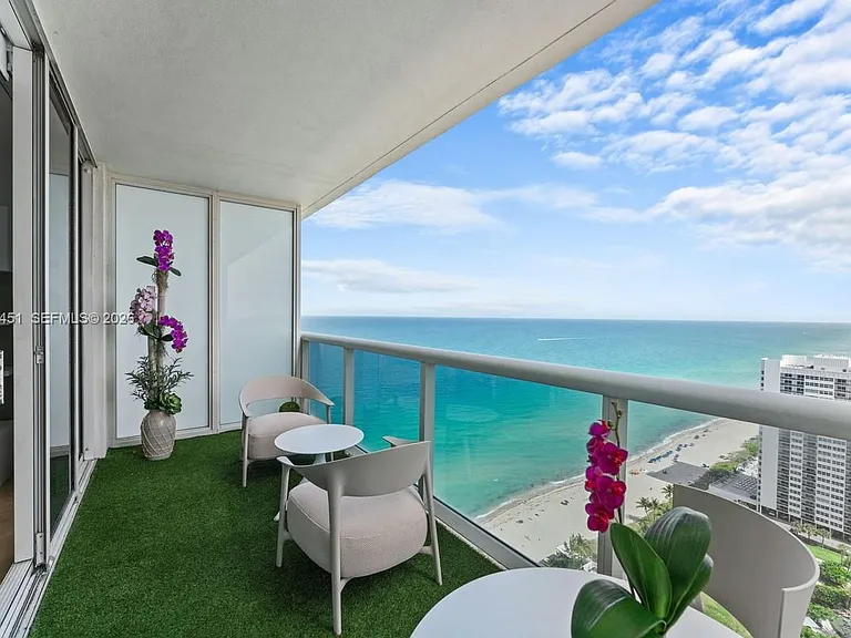 1830 S Ocean Dr #3005 — Photo 2
