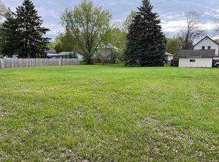 940 S River St, Shawano, WI 54166