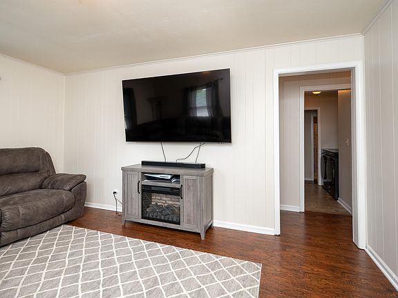 3rd image of 2357 Hiwassee Dr