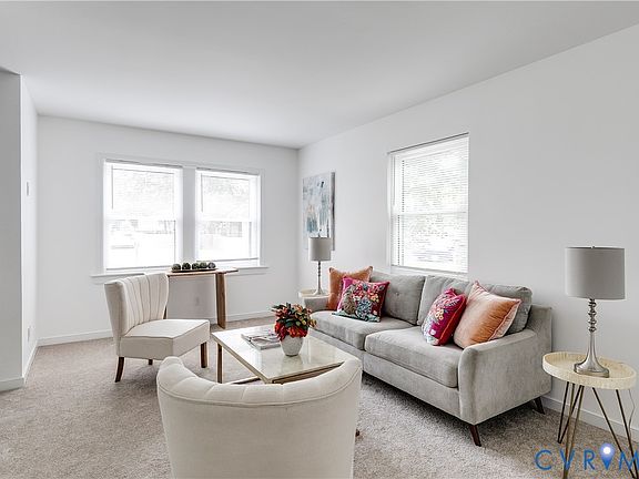 3rd image of 2931 S Ridge Dr