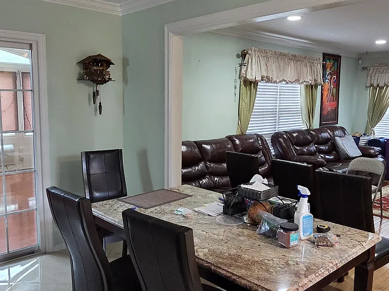 20 Arbor Cir — Photo 3