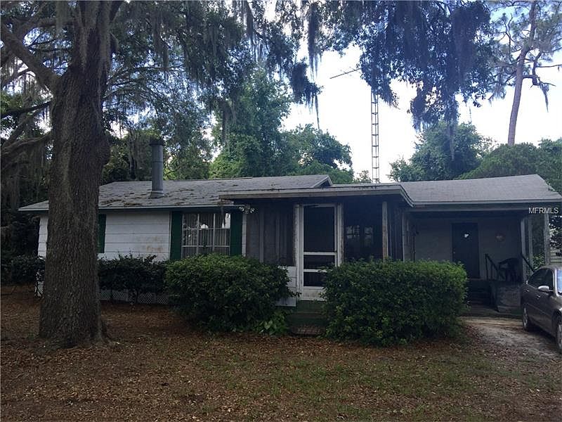 1st image of 2420 Forest Ln