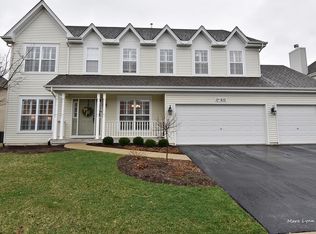 N610 Sounders Dr, Geneva, IL 60134