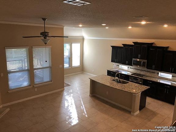 4th image of 4807 Palma Nova St