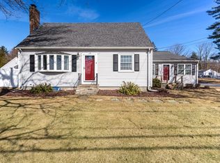 139 Oak St, Franklin, MA 02038