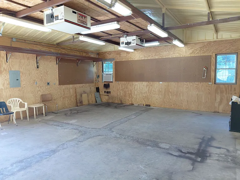 3725 Greenwood Rd — Photo 29