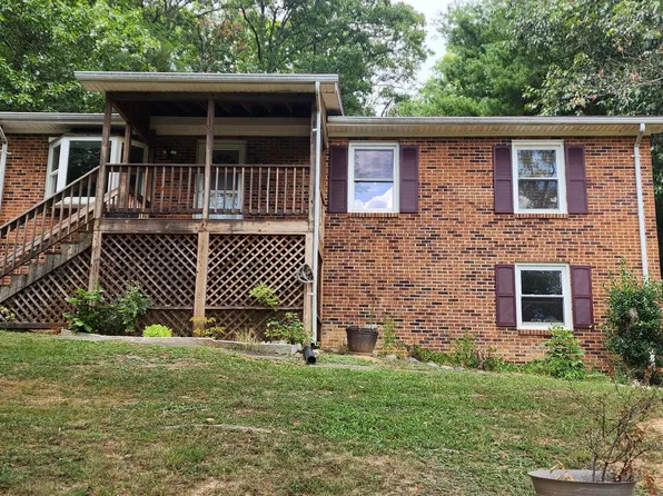 1113 Catlett Mountain Rd, Front Royal, VA 22630