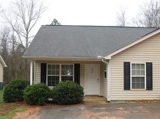 224 W Reedy Fork Rd, Seneca, SC 29678