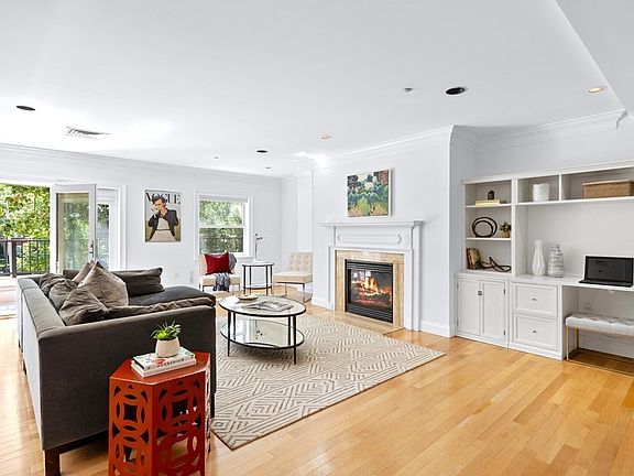 3rd image of 1160 Beacon St APT 205