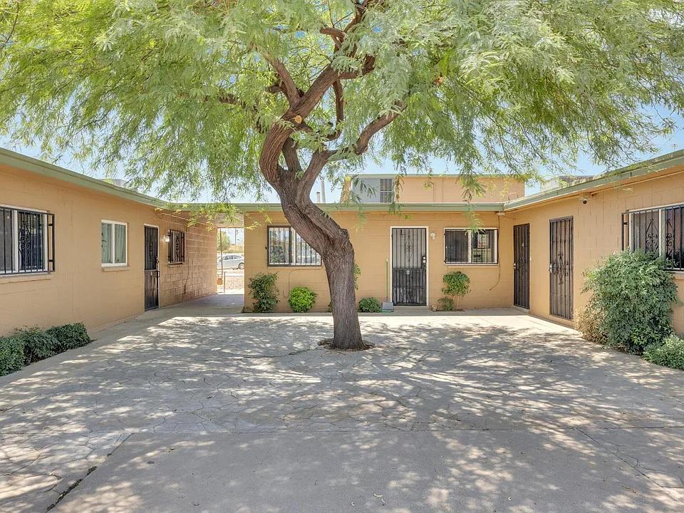 4408 Sunrise Ave #8