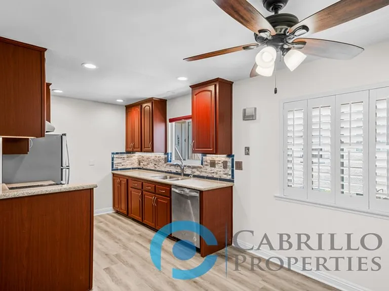 4239 Cleveland Ave #6 — Photo 4