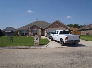 905 E Austin St, Troy, TX 76579