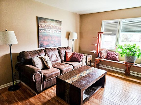 5th image of 337A Walnut Ct
