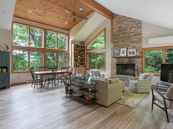 120 Hupi Rd, Monterey, MA 01245