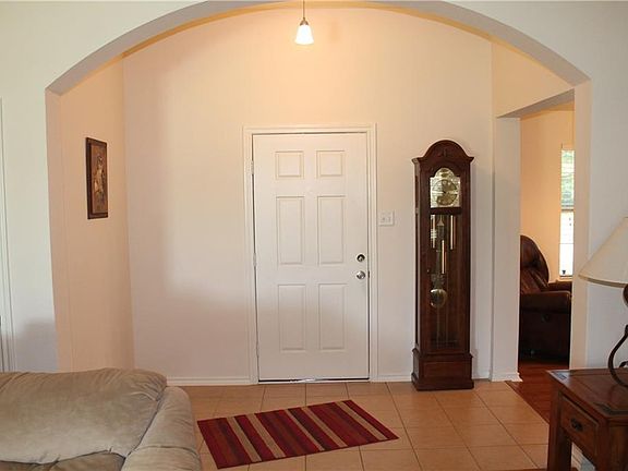 4th image of 13616 Hickory Creek Dr