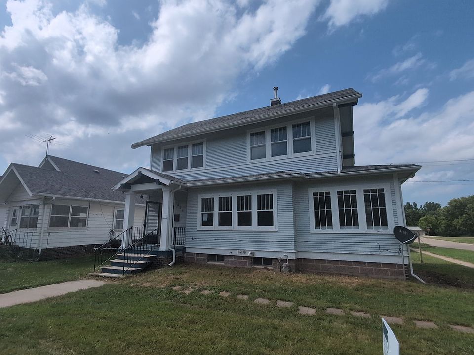 1st image of 624 Willis Ave