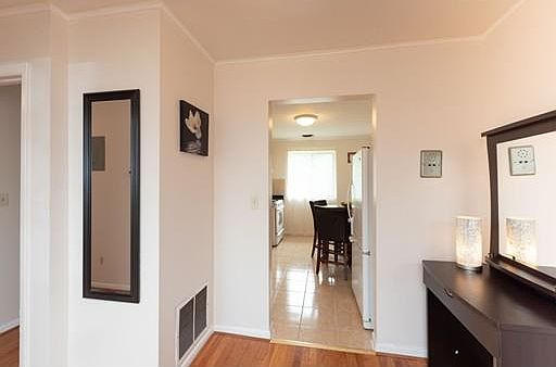4th image of 27 Bayberry Dr APT 3
