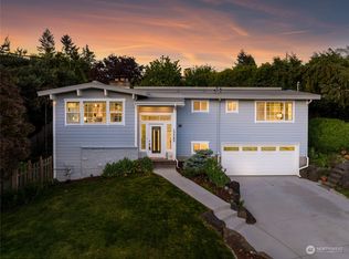 17542 6th Pl SW, Normandy Park, WA 98166
