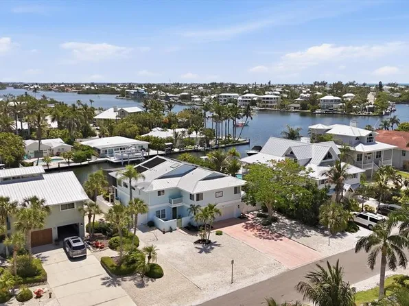 517 Kumquat Dr, Anna Maria, FL 34216