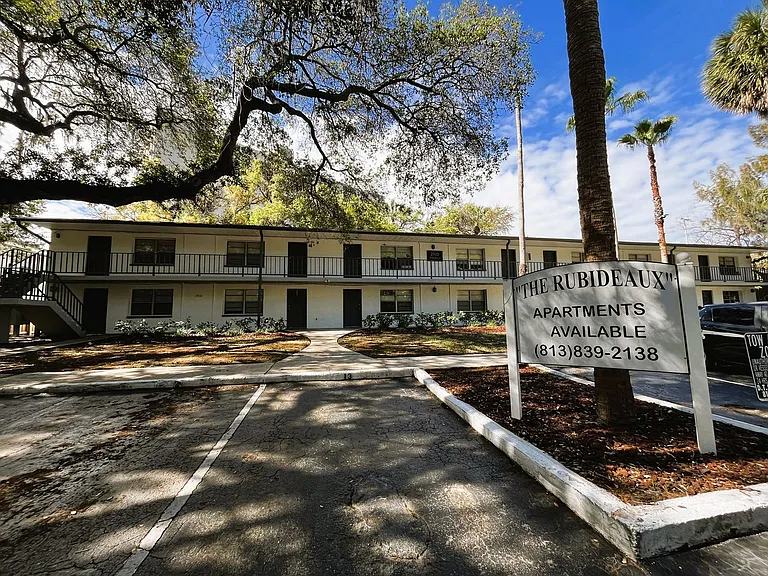 The Rubideaux Apartments — Photo 1