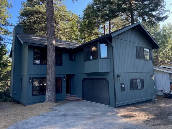 31337 Oakleaf Dr, Running Springs, CA 92382