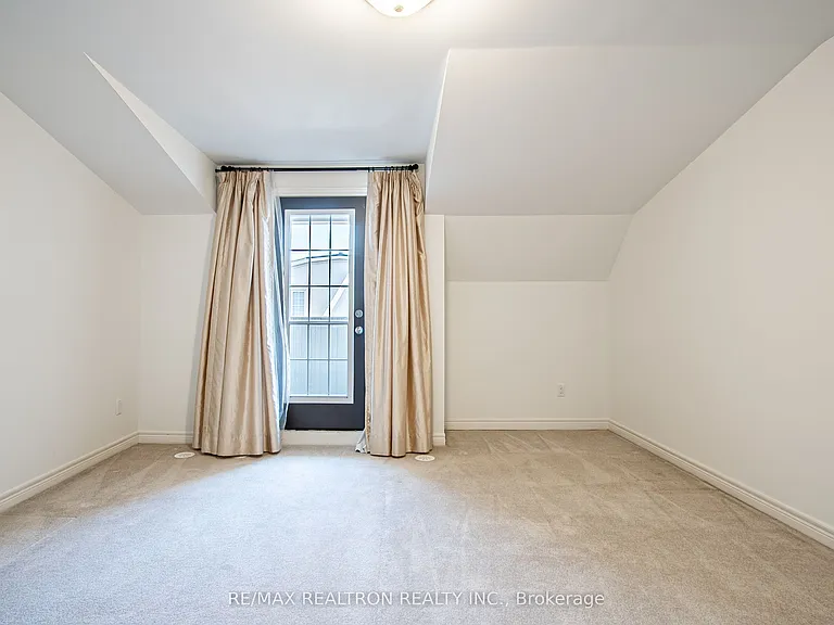 169 N Finch Ave E — Photo 19