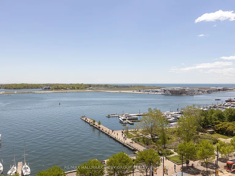 410 Queens Quay W #1103 — Photo 26