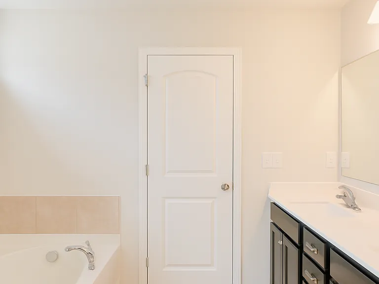 6010 Walkers Run Dr — Photo 15