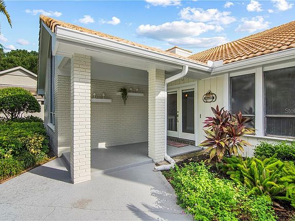 2nd image of 9327 Cypress Cove Dr