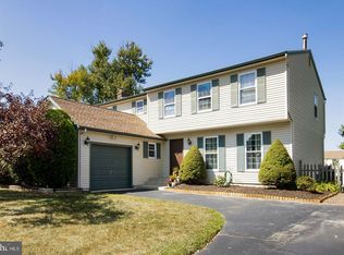 47 Nashua Dr, Sicklerville, NJ 08081