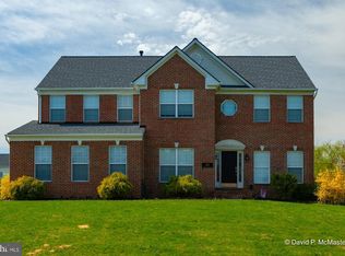 243 Pebble Beach Dr, Charles Town, WV 25414
