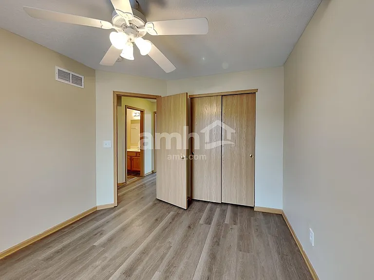 100 Winesap St SW — Photo 18