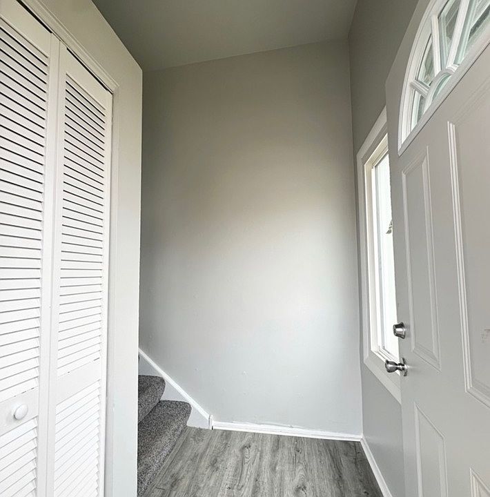 1st image of 711 Driftwood Ct