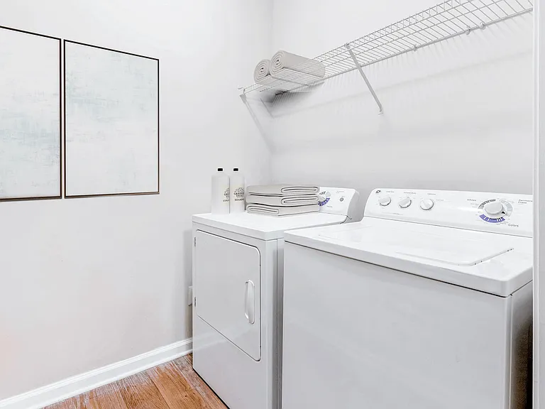 Elan at Mallard Creek Apartment Homes — Photo 93