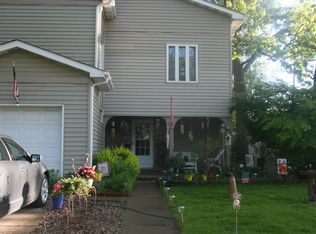 2731 Wicker Ave, Highland, IN 46322