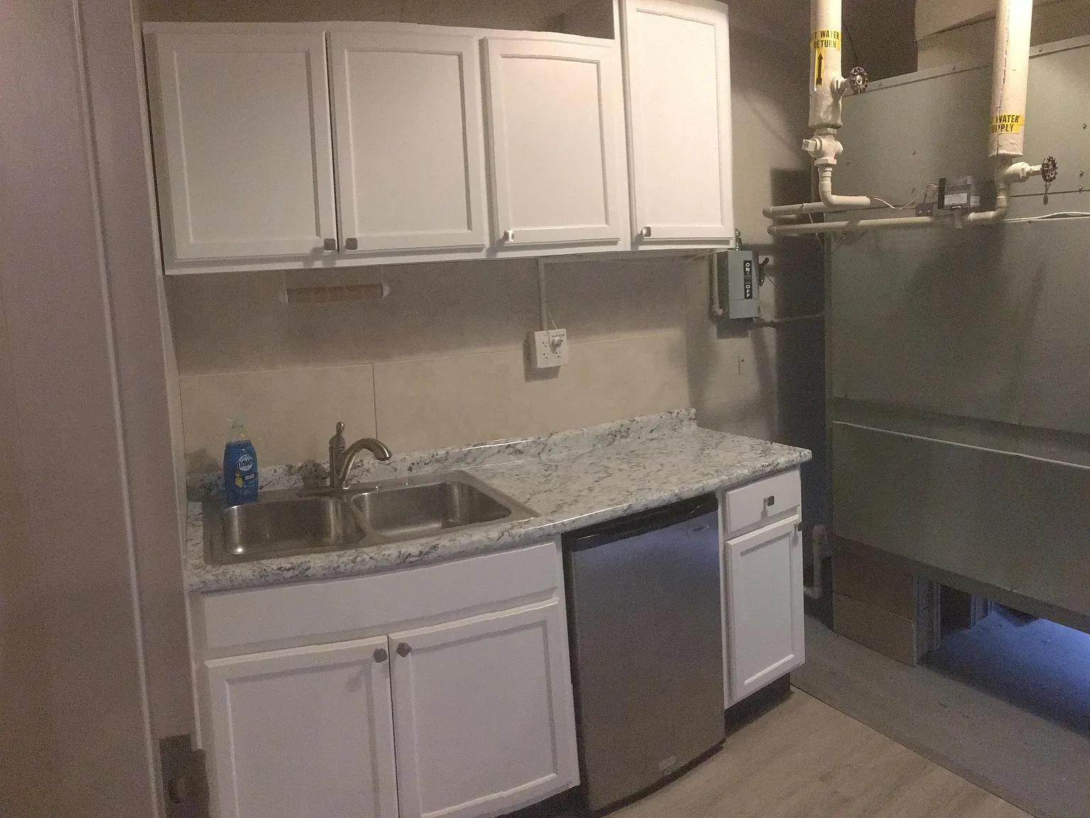 2618 N. Moreland Blvd. - Rooms 227-230/West Wing — Photo 4