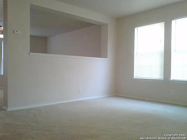3 bed, 2.5 bath, 1680 sqft, $1,625 — Photo 2