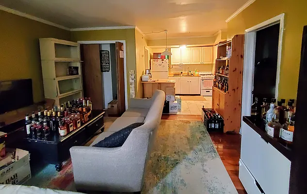 Rented by Douglas Elliman | media 7