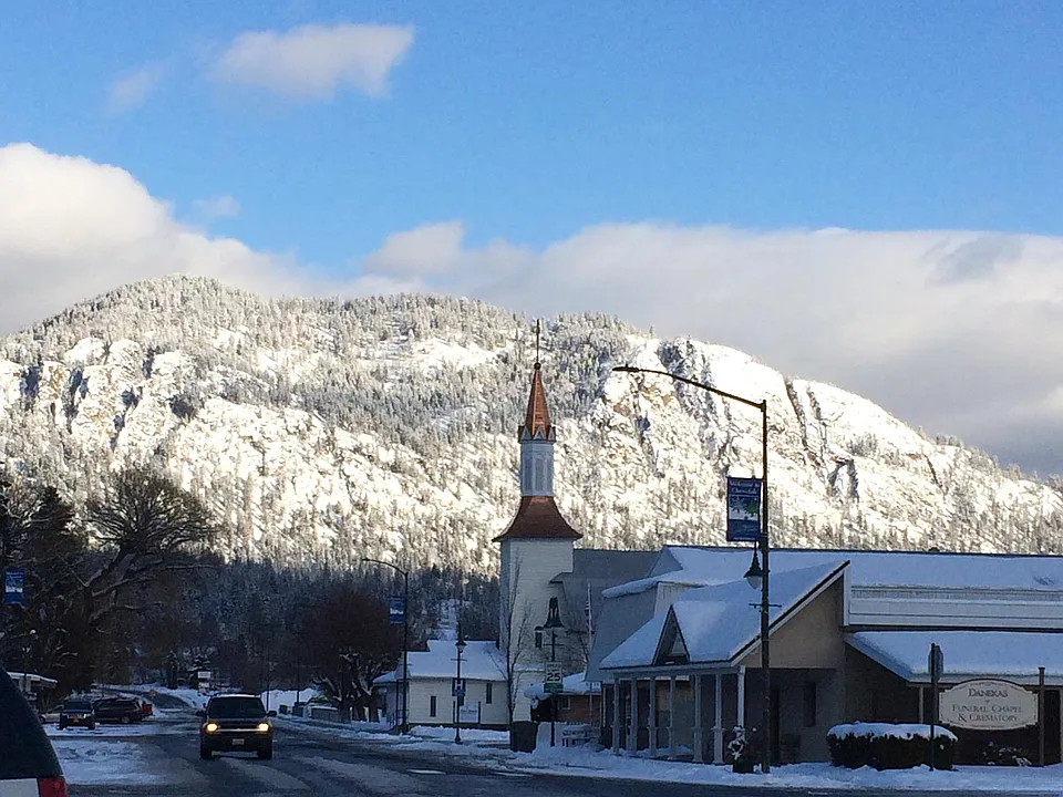 View of Quartzite Mtn.