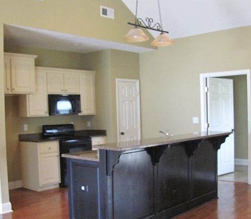 5th image of 112 Hedgerow Dr