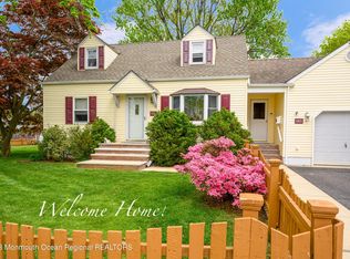 167 9th St, Belford, NJ 07718