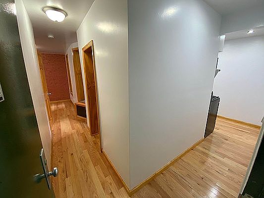 3rd image of 315 E 108th St