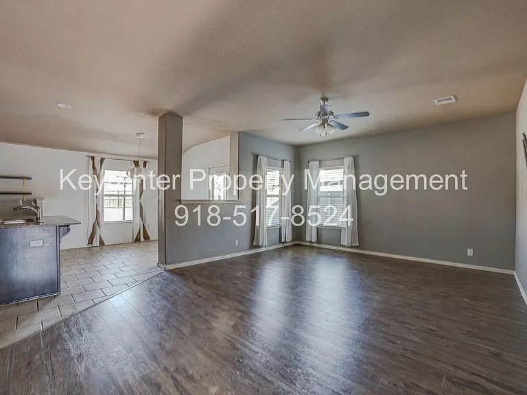 15105 E 110th St N — Photo 8
